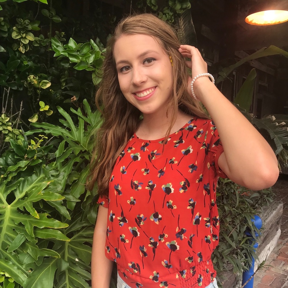 Meet your Posher, Brooke